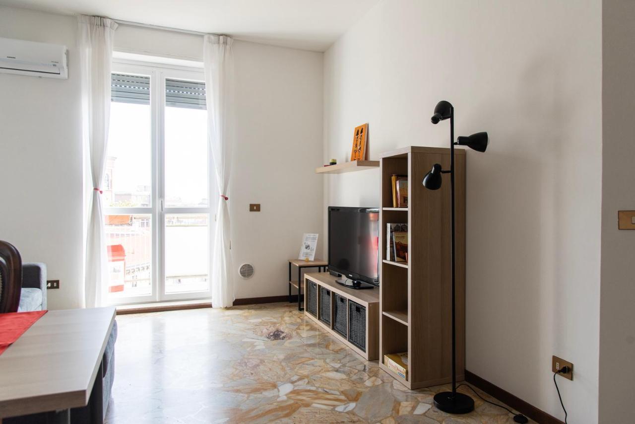 Youhosty - Buonarroti 15 Apartment Milan Exterior photo